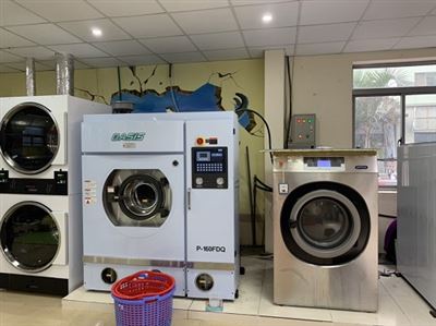 Sự so sánh giữa máy giặt công nghiệp mới và máy giặt công nghiệp cũ